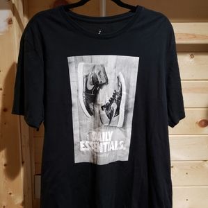 Nike Men's Graphic Tshirt XL